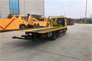 新都区非事故拖车